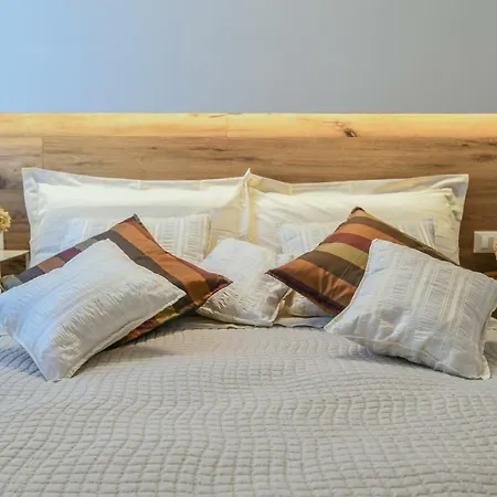 Apartamento Oltrarno's Sweet Rose - Free Parking! *